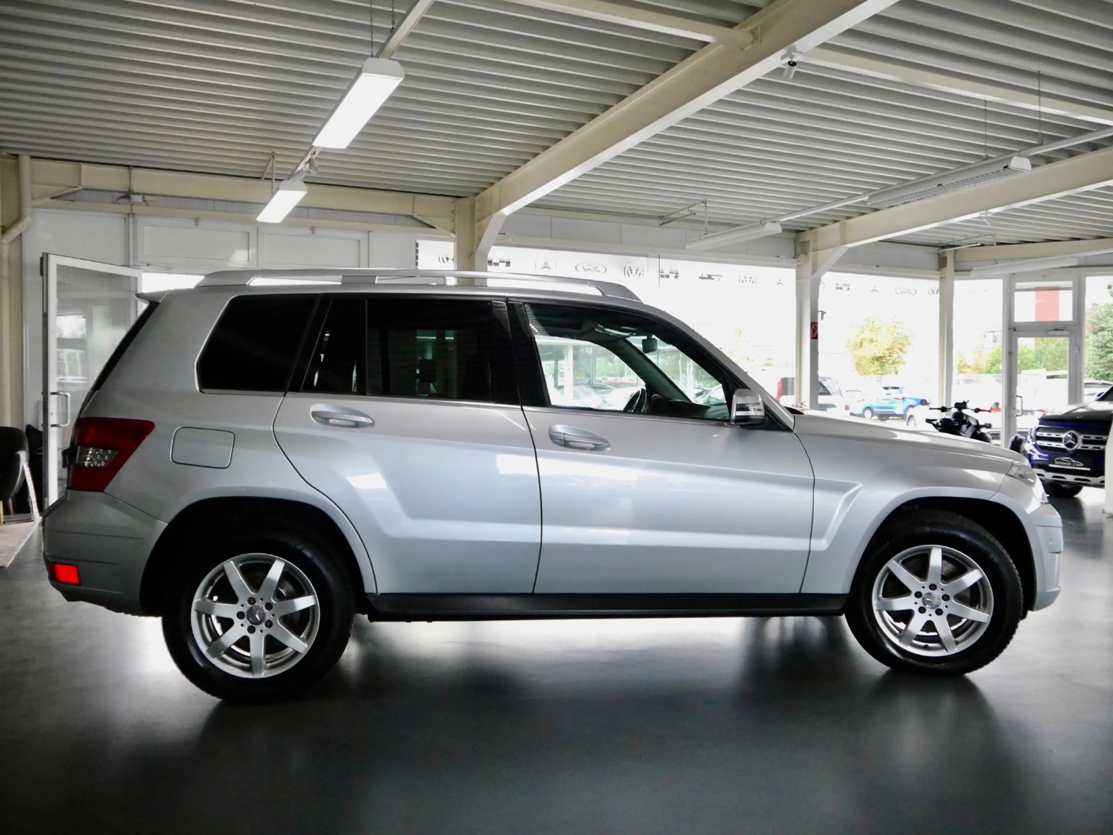 Mercedes-Benz GLK 350 CDI 4Matic*Navi*AHK*Leder*Xenon — photo 4