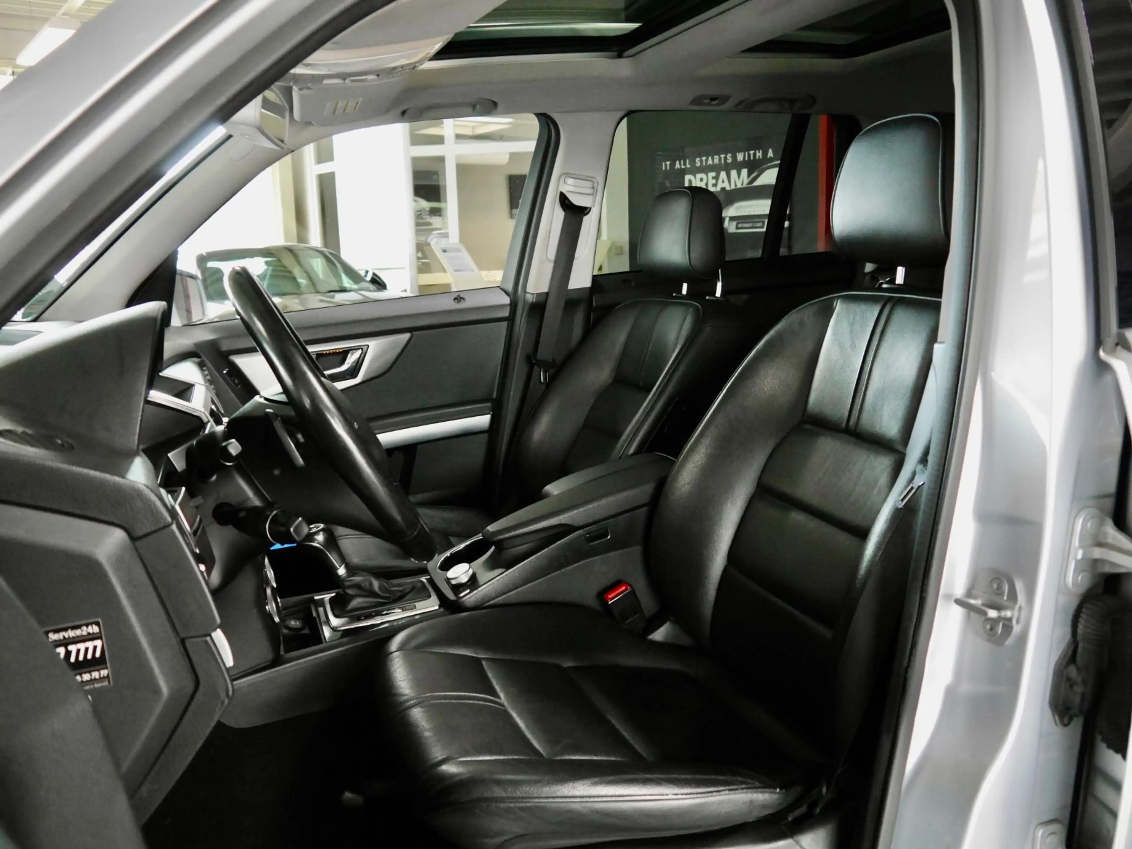 Mercedes-Benz GLK 350 CDI 4Matic*Navi*AHK*Leder*Xenon — photo 12