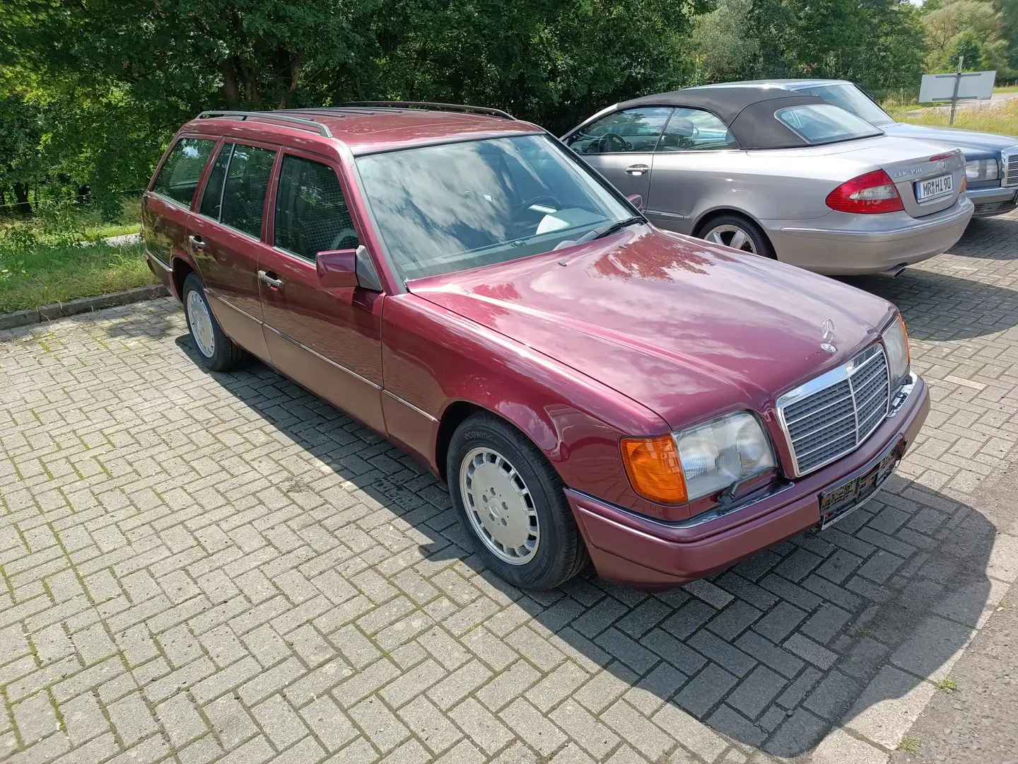 Mercedes-Benz E 280 Kombi Rot - 1
