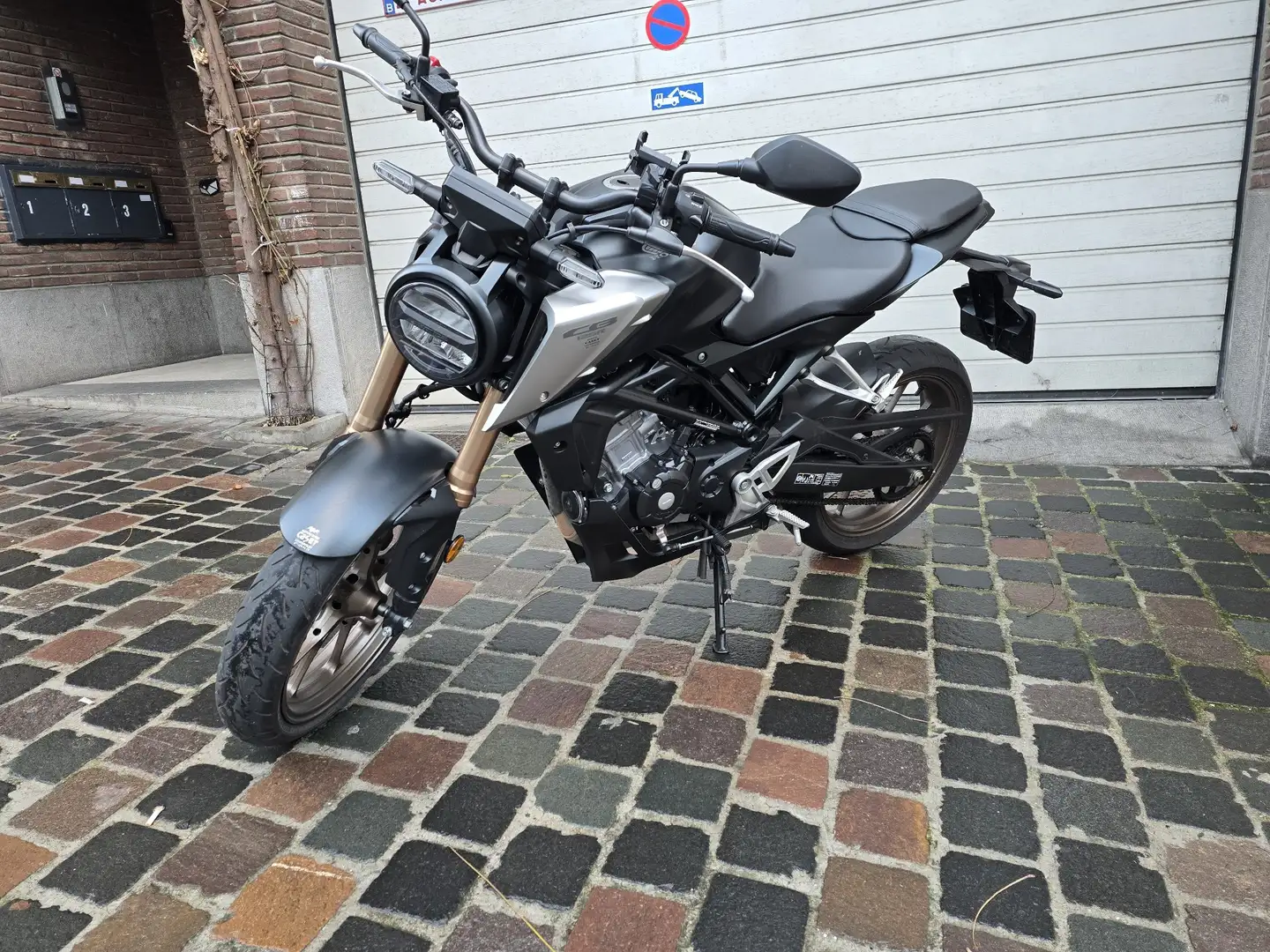 Honda CBF 125 Honda CB125R – 2021 – Excellent état – 10.940 km Zwart - 2