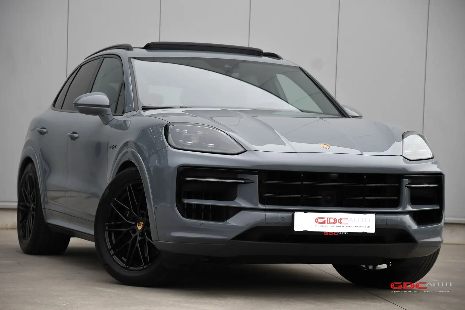 Porsche Cayenne E-Hybrid l New Model l Sport Design l - 1