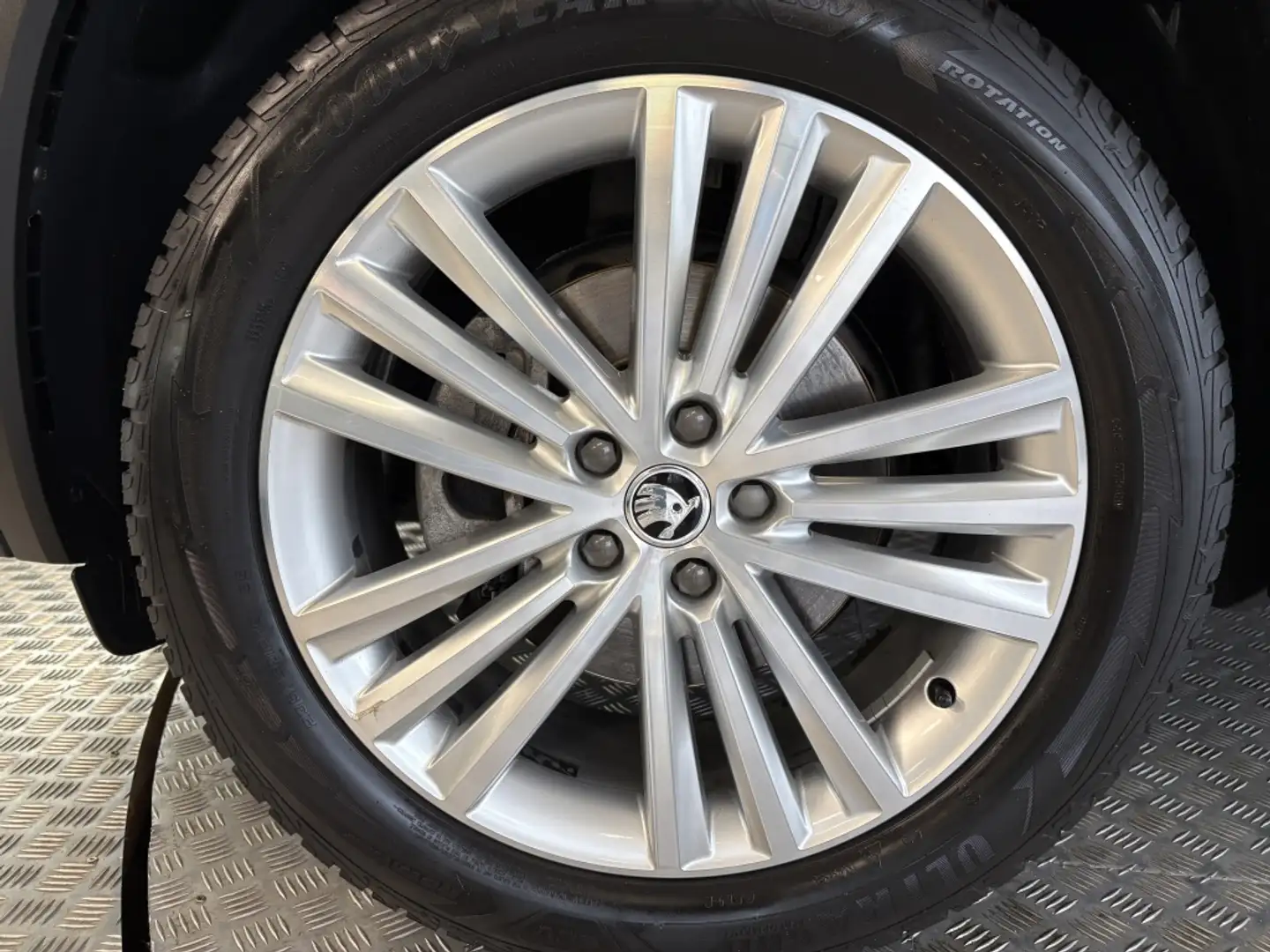 Skoda Kodiaq 1.5 TSI Style Business 7persoons / Nieuwe motor Blanc - 2