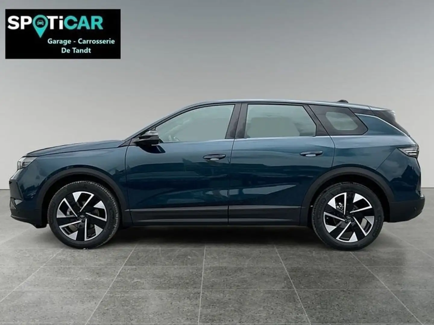 Opel Grandland Edition Mild-Hybrid Automaat 145 pk Blauw - 2