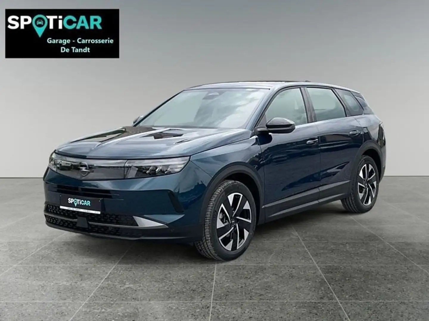Opel Grandland Edition Mild-Hybrid Automaat 145 pk Blauw - 1