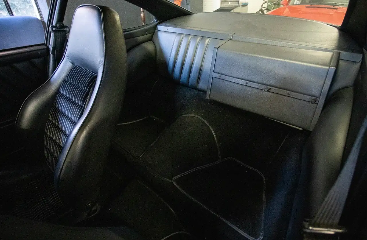 Porsche 911 Fast Classic (su base 911 SC) Trattiva riservata, foto 6