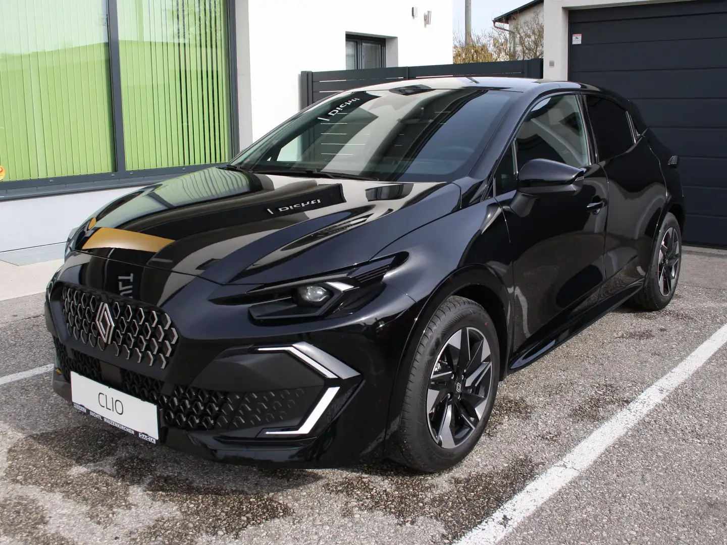 Renault Clio VI Techno TCe 115 6-Gang Schwarz - 2