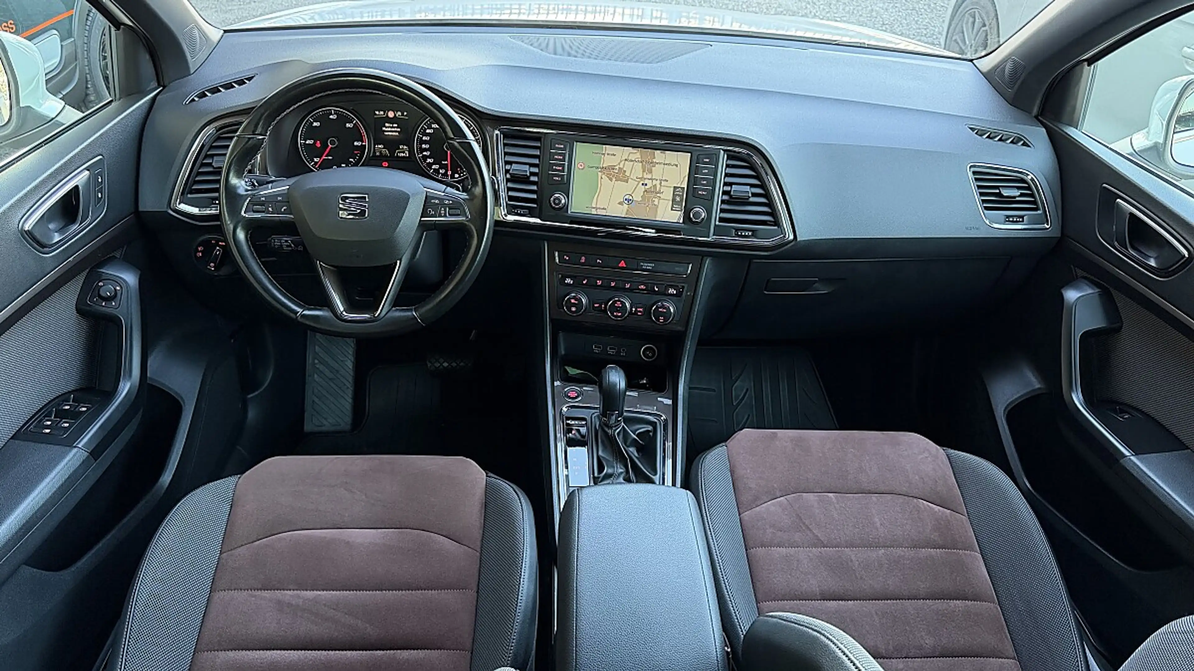SEAT Ateca 2,0 TDI DSG 4WD, 1.Besitz — photo 15