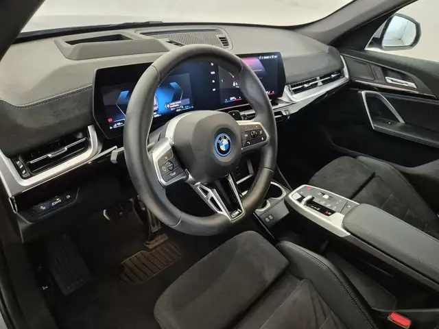 BMW X1 view 7