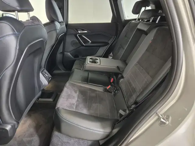 BMW X1 view 8