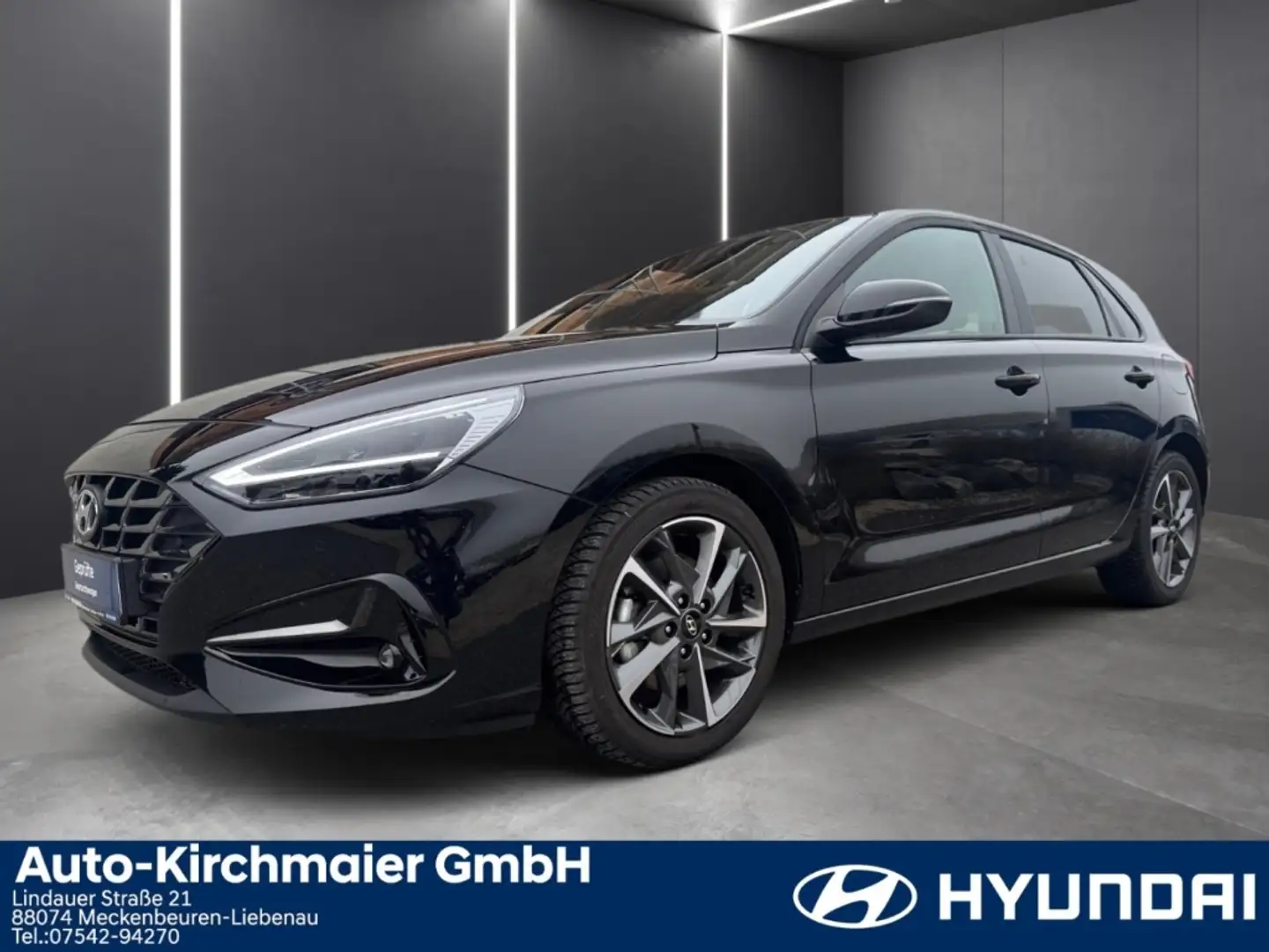 Hyundai i30 Connect&Go 1.0T-GDI DCT Navi LED Mehrzonenklima R- Schwarz - 1