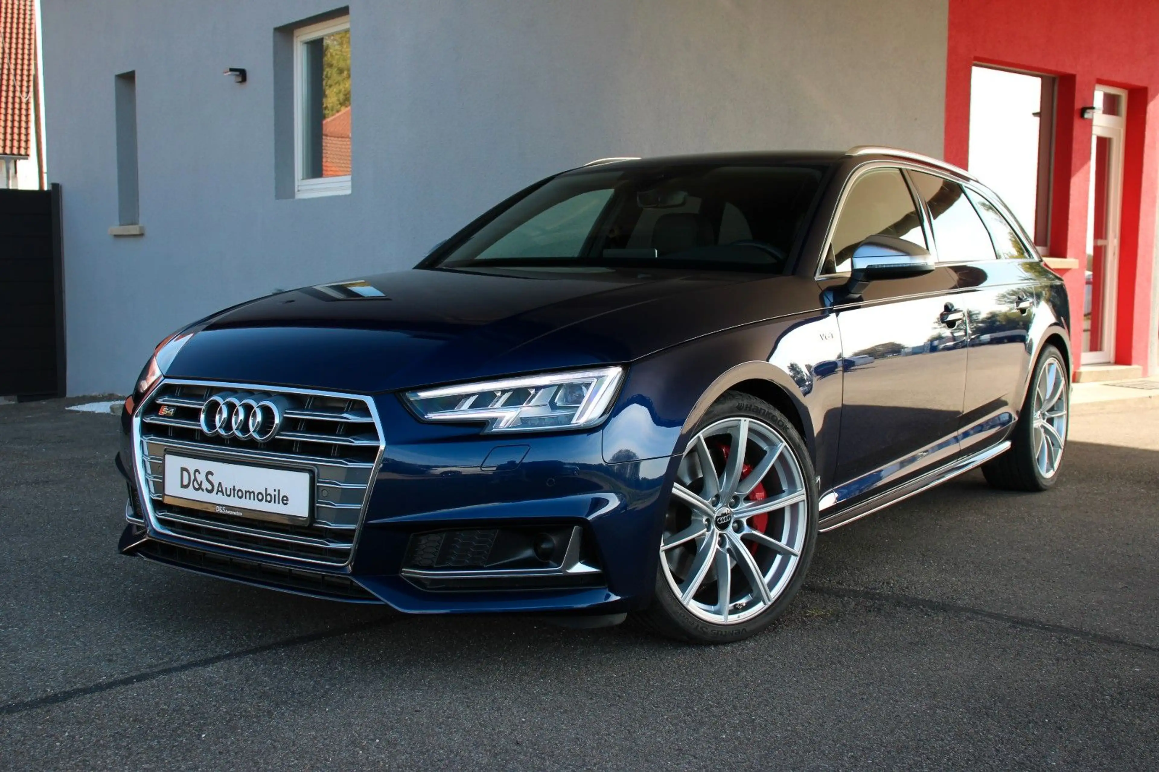 Audi S4 Avant 3.0 TFSI quattro *Matrix*ACC*AHK*DC*3Z*