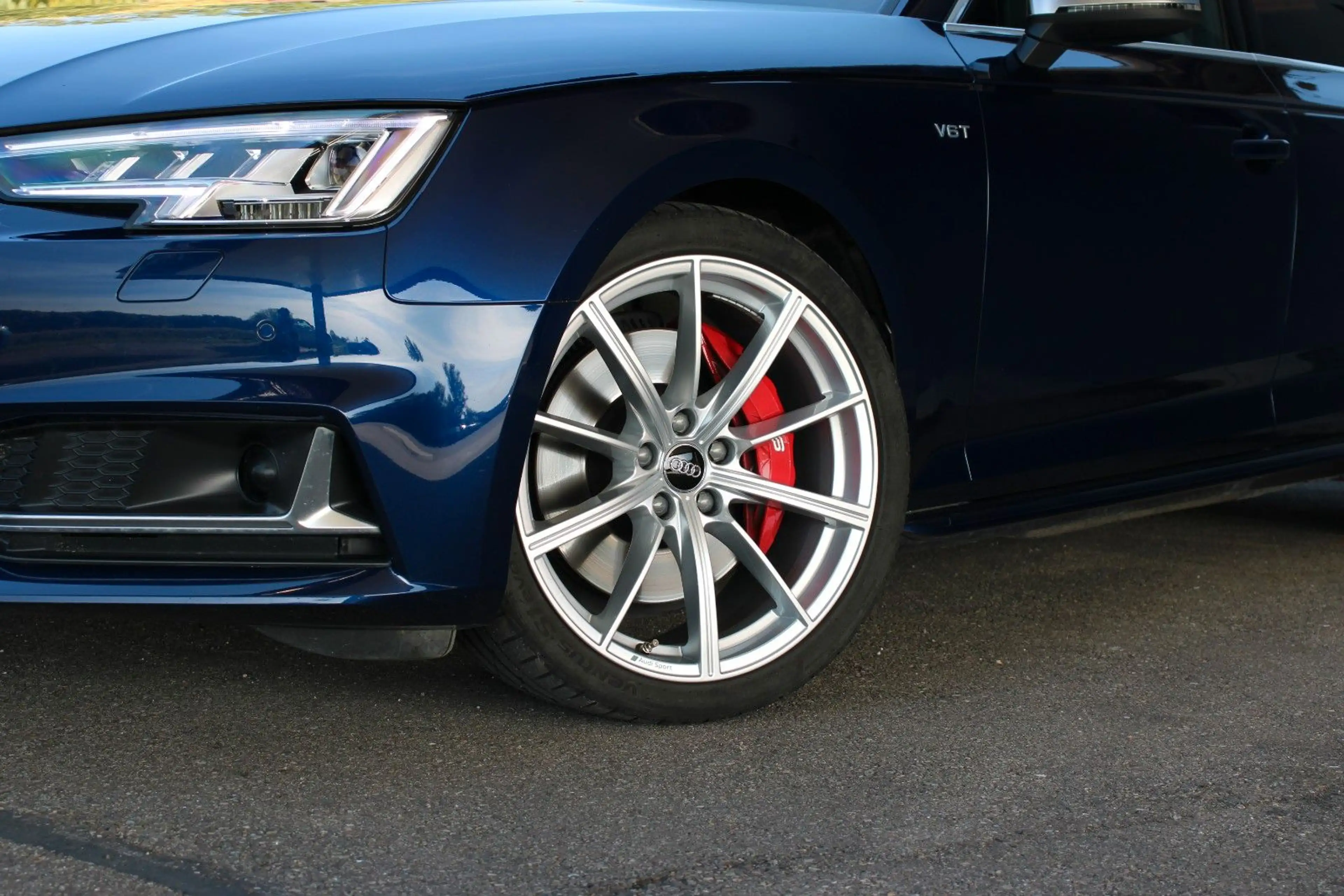Audi S4 Avant 3.0 TFSI quattro *Matrix*ACC*AHK*DC*3Z* — photo 12