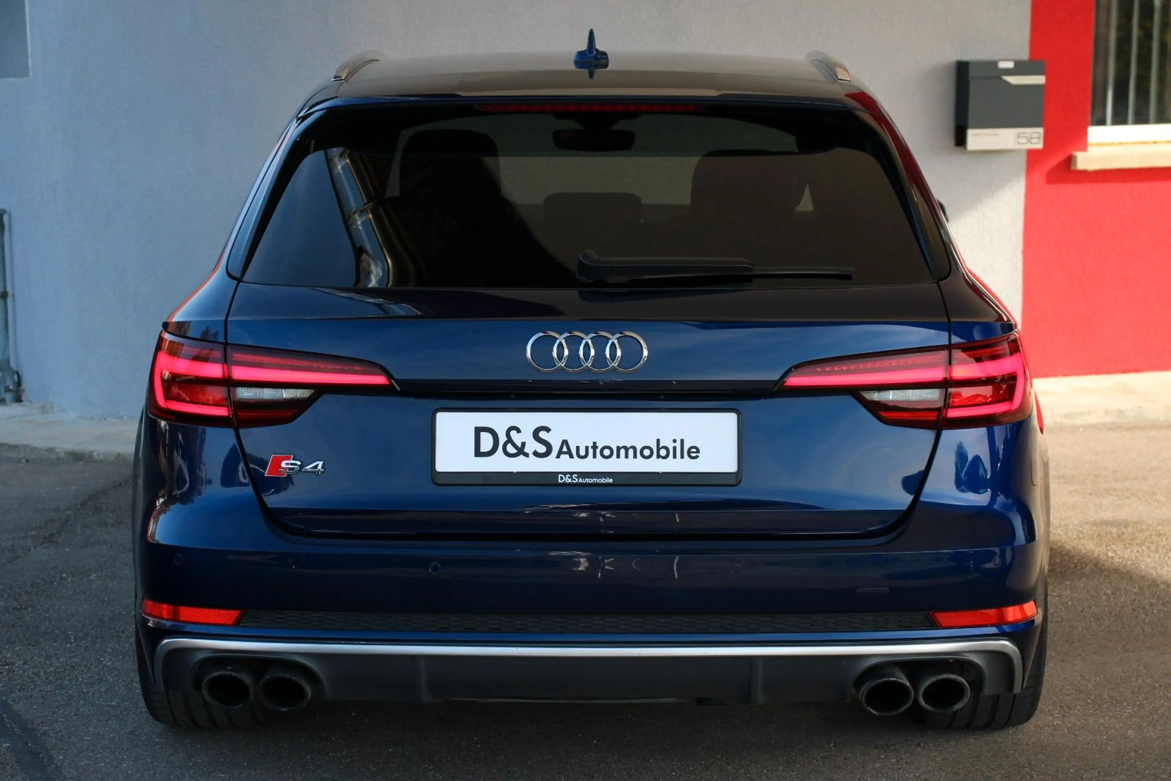 Audi S4 Avant 3.0 TFSI quattro *Matrix*ACC*AHK*DC*3Z* — photo 5