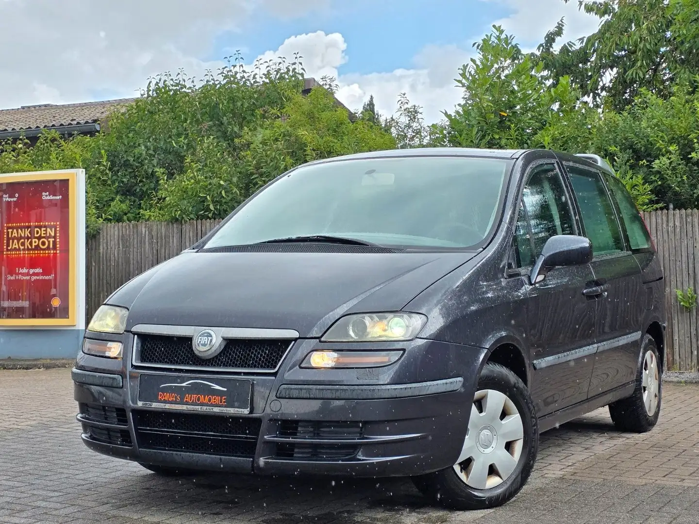Fiat Ulysse 2.2 JTD Emotion Grau - 1