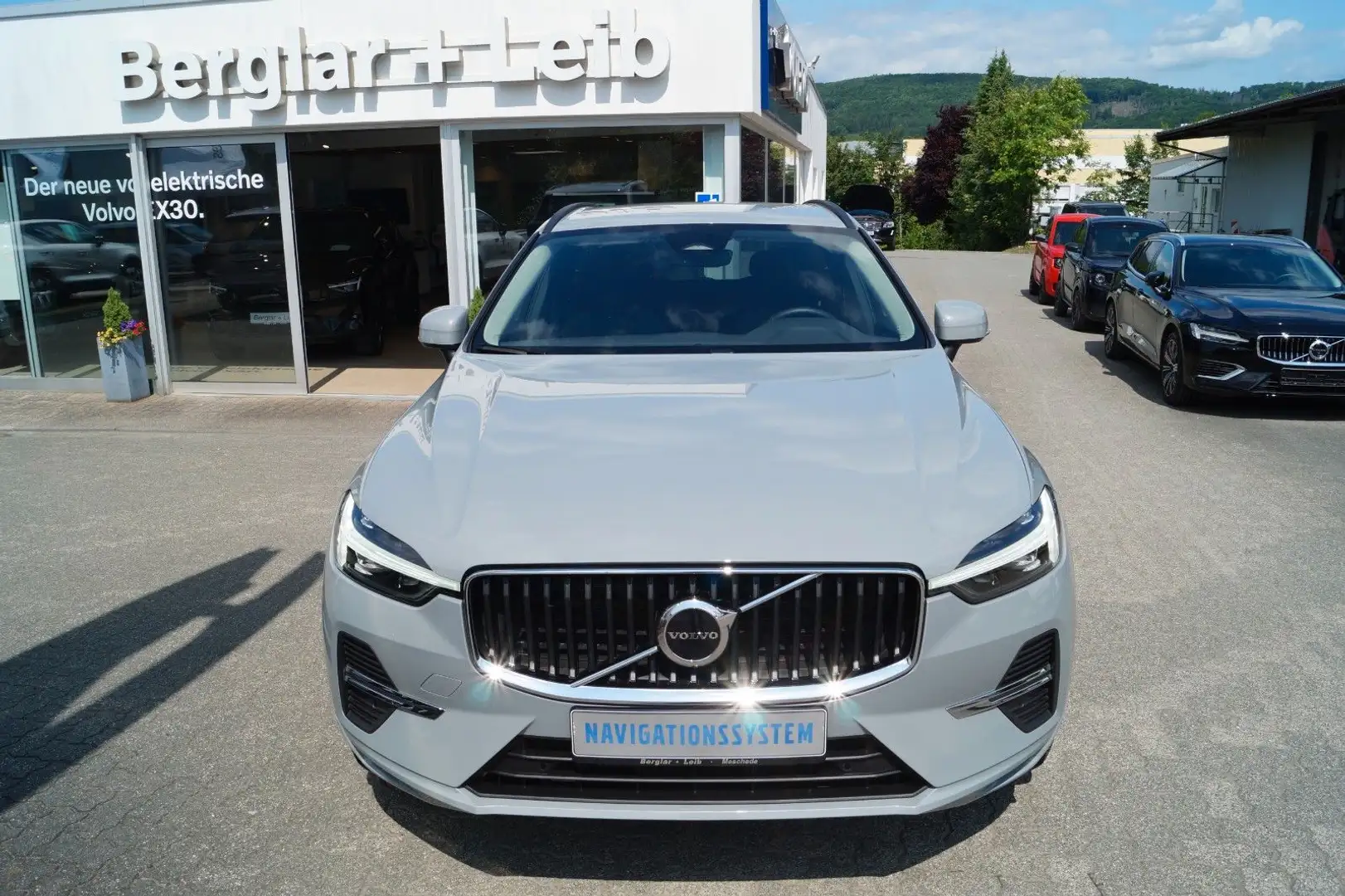 Volvo XC60 B4 Diesel 2WD Core Aut./BLIS/ACC/Kamera/19" Grau - 1