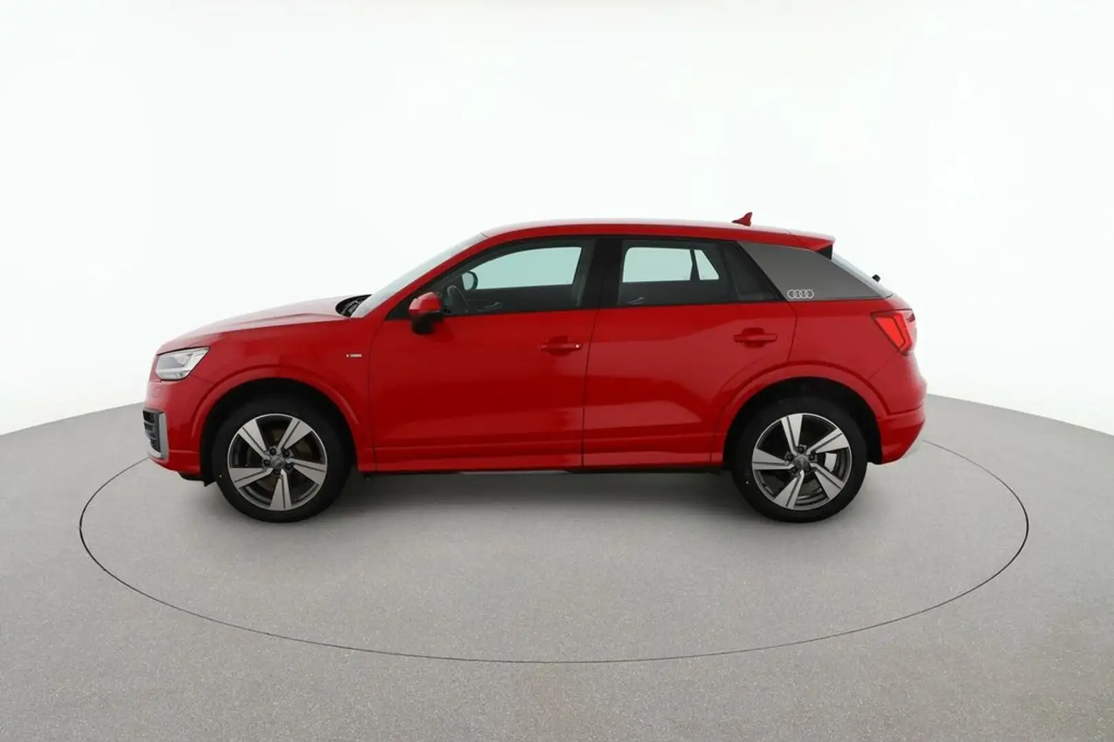 Audi Q2 1.4 TFSI ACT S Line Червоний - 2