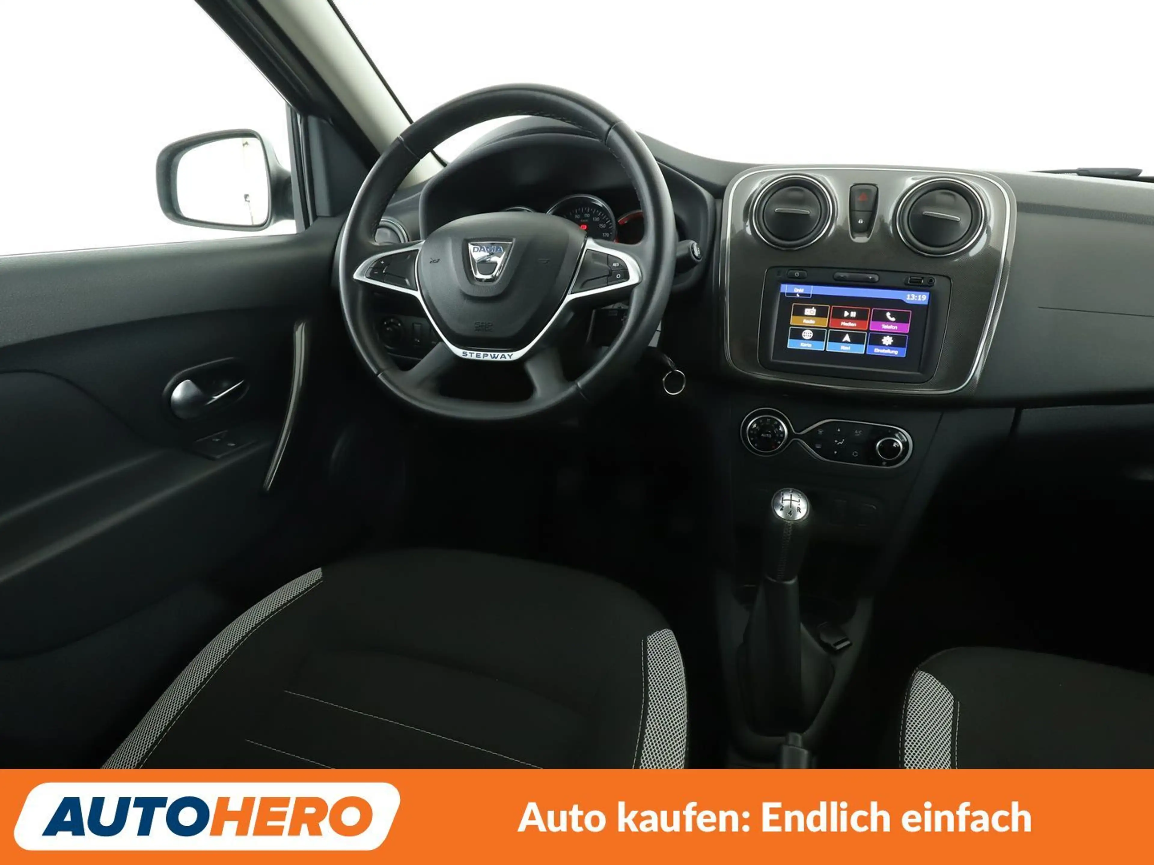 Dacia Sandero 0.9 TCe Stepway Prestige *NAVI*TEMPO*PDC* — photo 13
