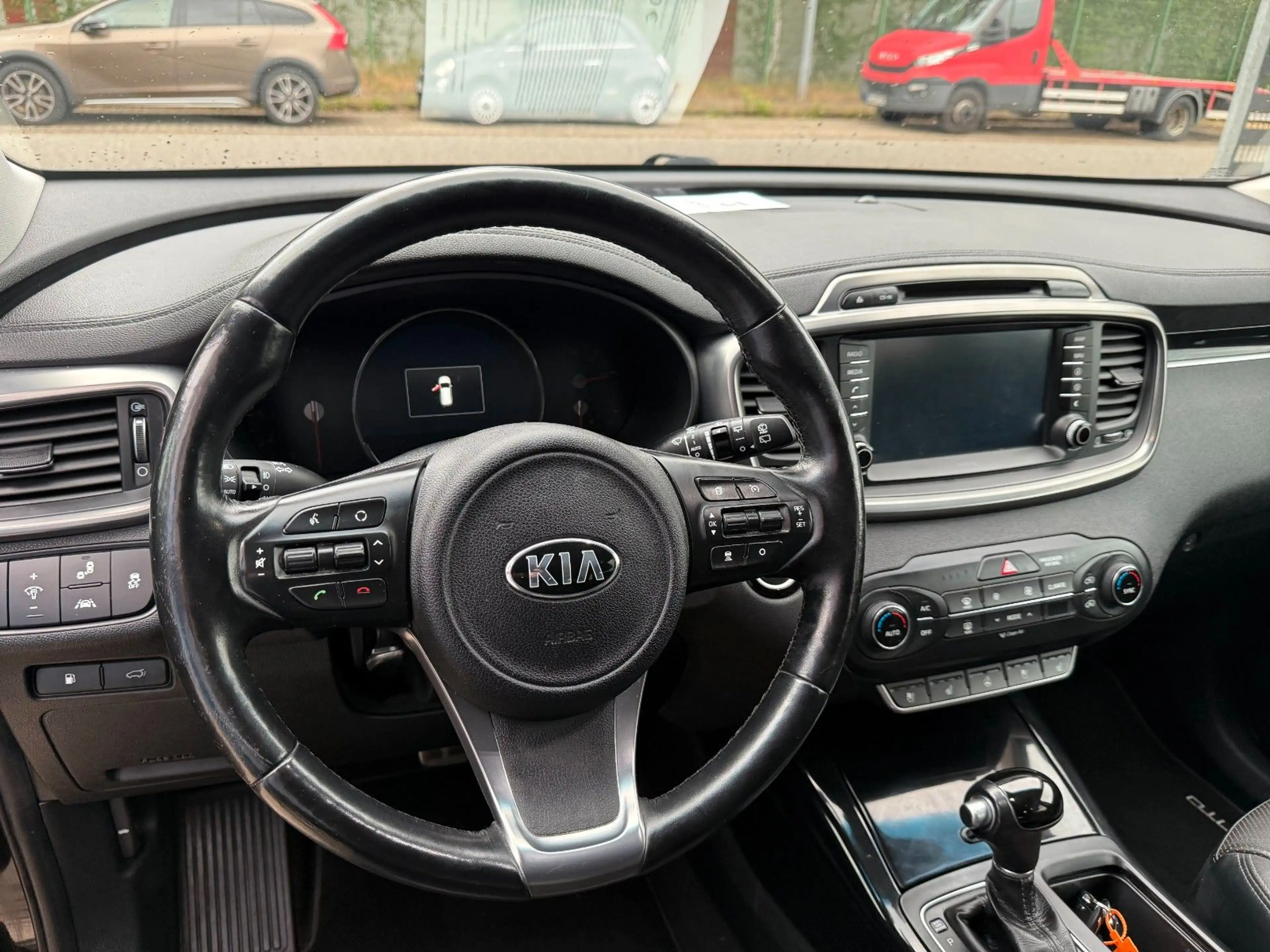 Kia Sorento Platinum Edition 4WD — photo 6