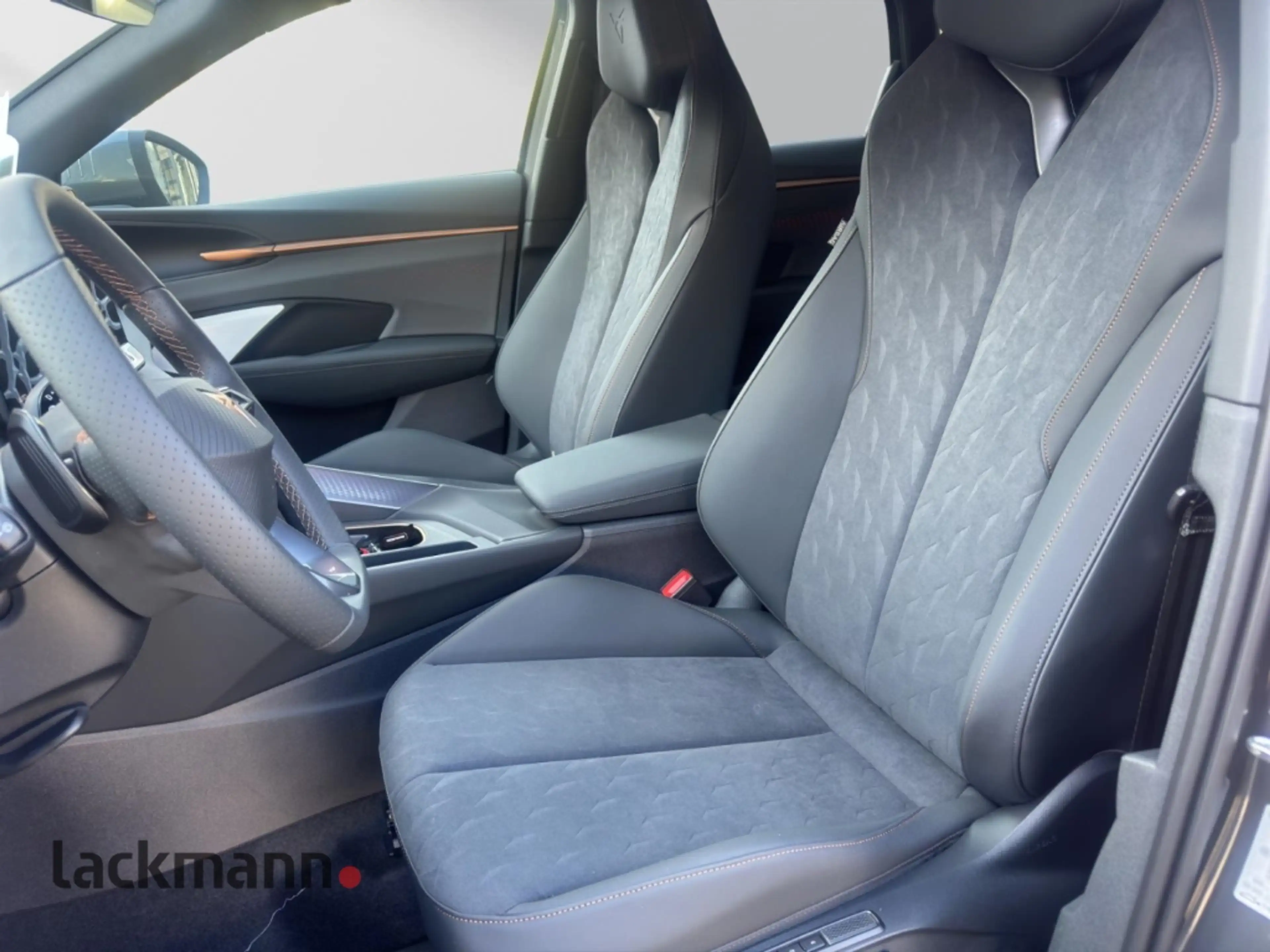 CUPRA Terramar 1.5 eTSI *AHK*Navi*Alcantara*Matrix-LED* — photo 8