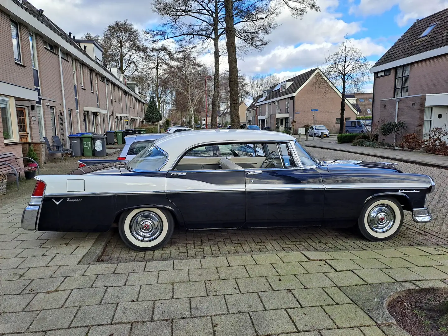 Chrysler Windsor Newport 4drs htp Noir - 2