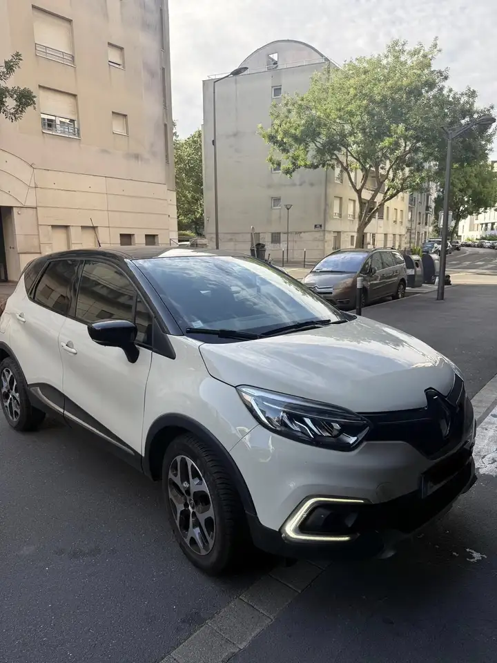 Renault Captur — photo 4