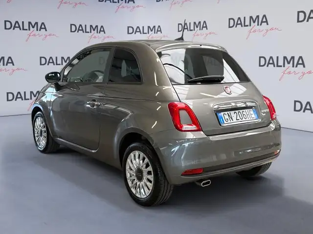 Fiat 500 view 3