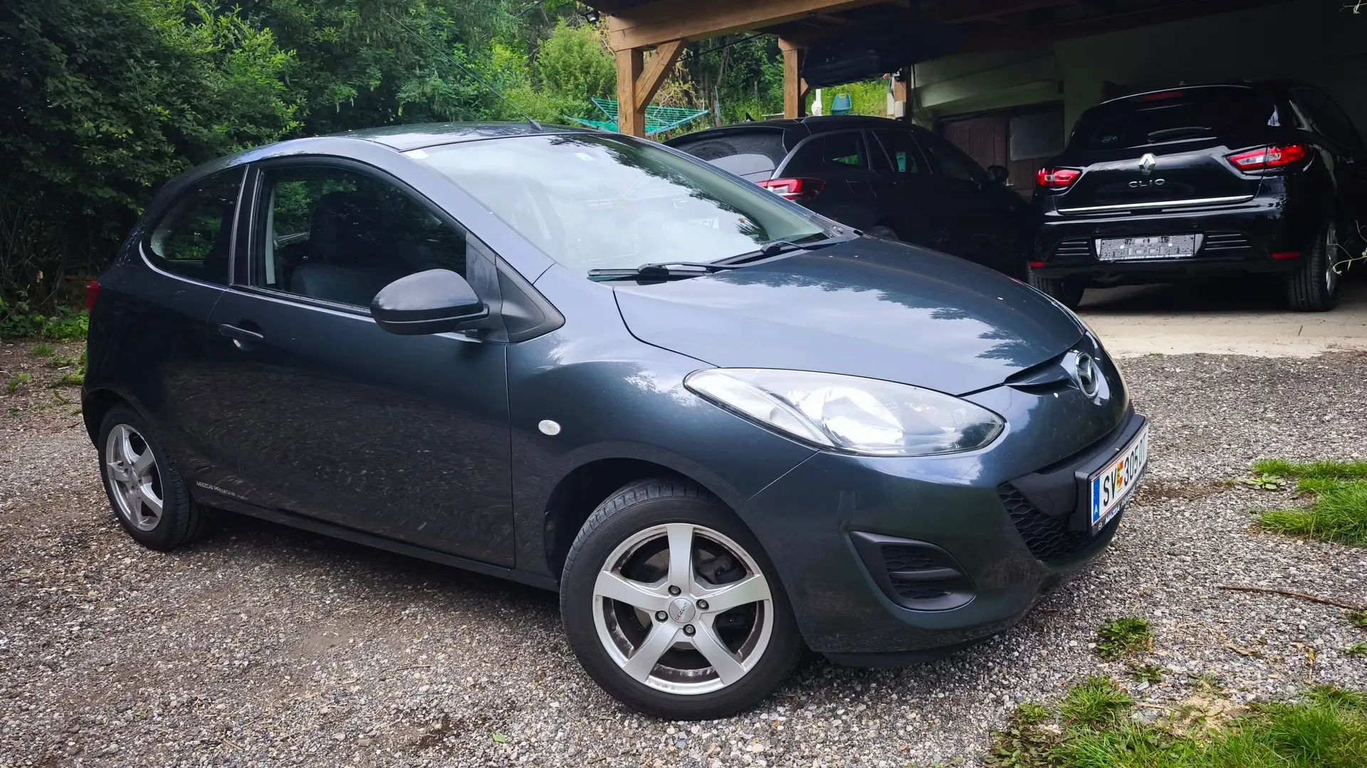 Mazda 2 Mazda 2 1,3i Life Life Grau - 2