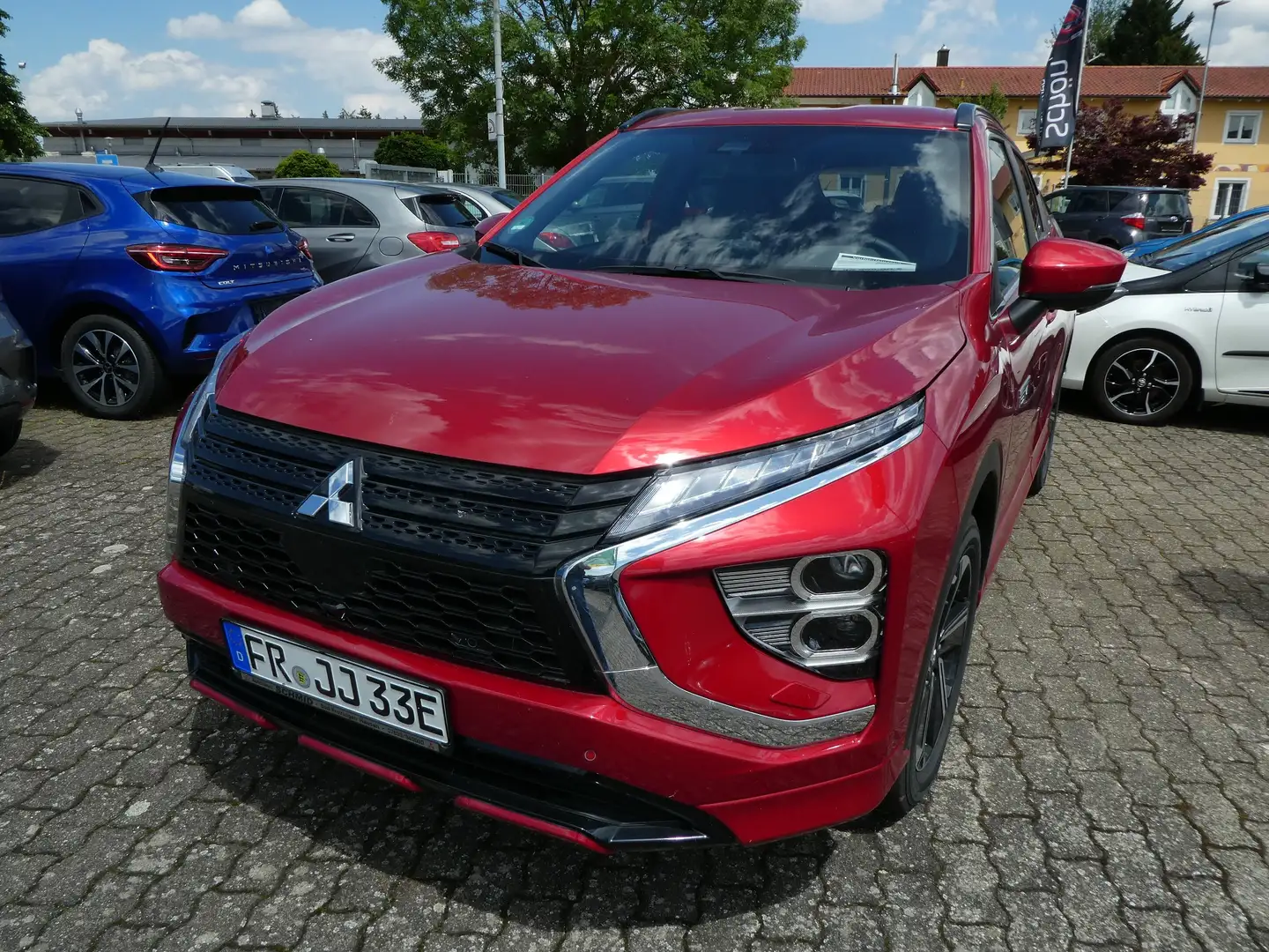 Mitsubishi Eclipse Cross Plug-In Hybrid 4WD Select Rot - 2