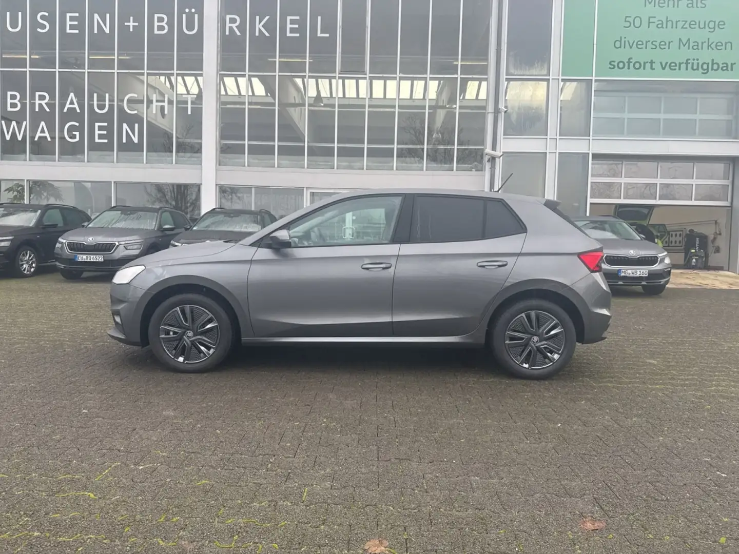 Skoda Fabia 1.0 TSI Selection OPF *Navi Klima Navi Grau - 2