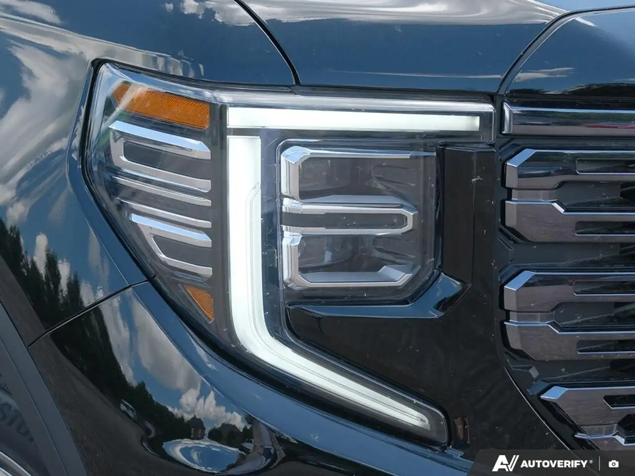 GMC Sierra 1500 снимка GMC Sierra 1500