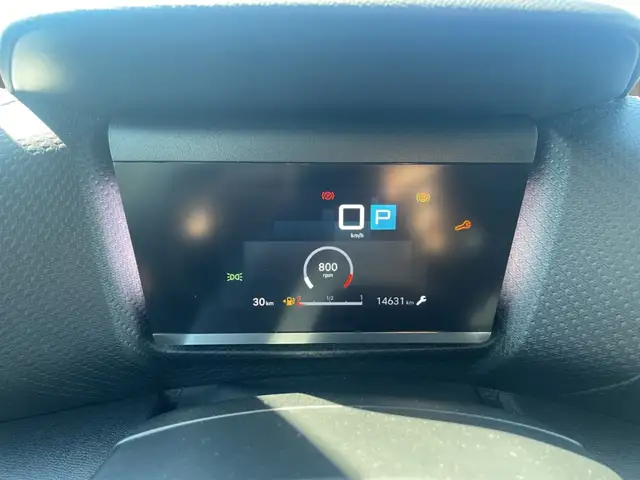 Citroen C4 view 15