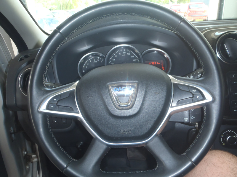 Dacia Logan Logan MCV Supreme dCi 90 Easy-R S — photo 13