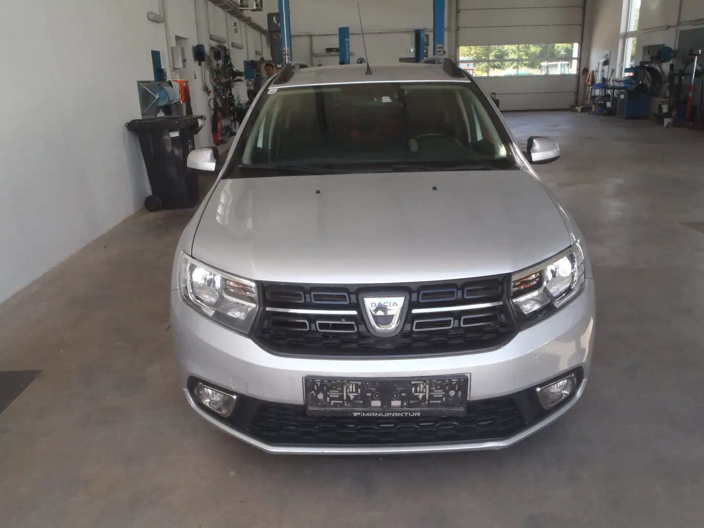 Dacia Logan Logan MCV Supreme dCi 90 Easy-R S Grau - 1