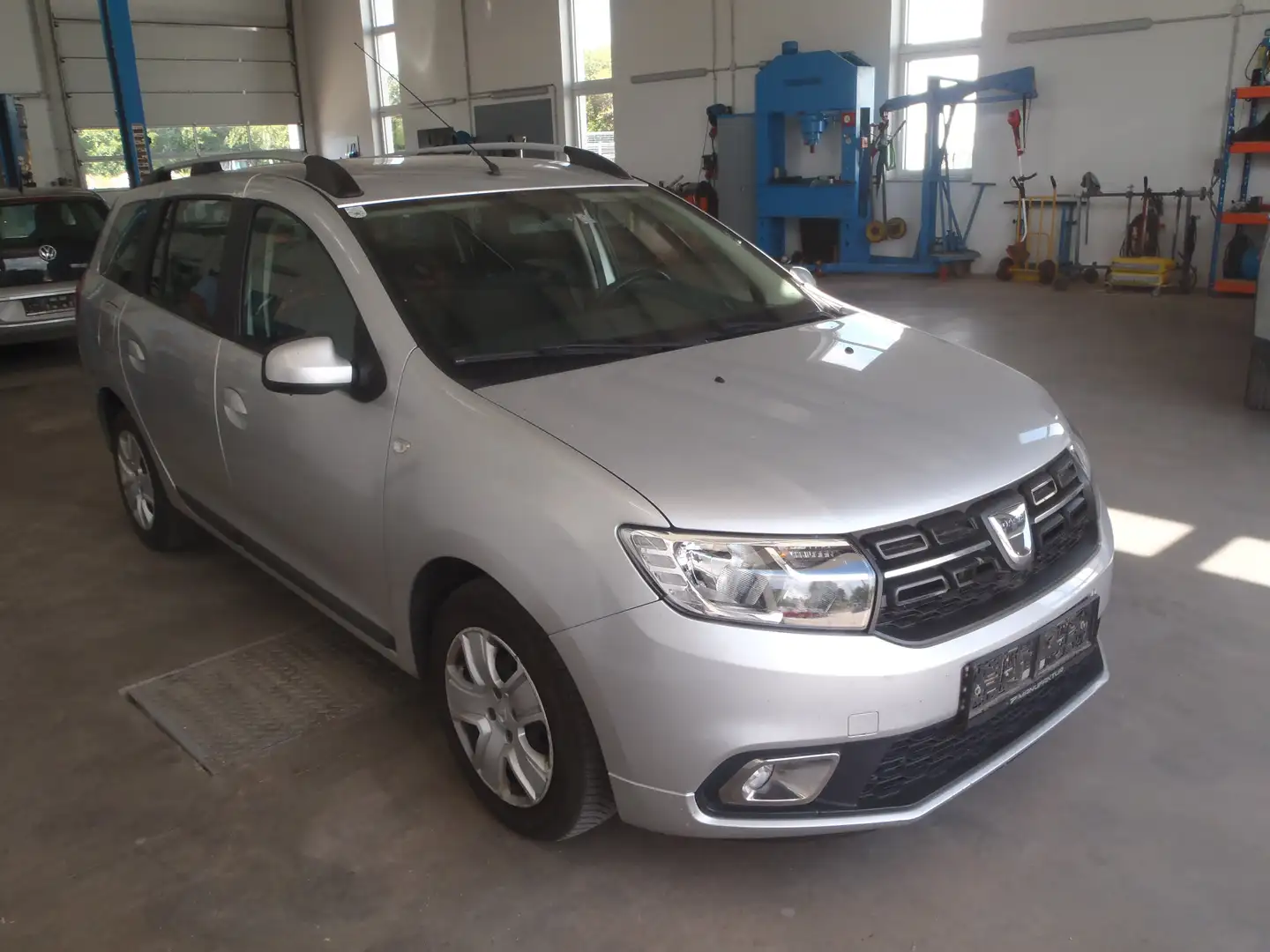 Dacia Logan Logan MCV Supreme dCi 90 Easy-R S Grau - 2