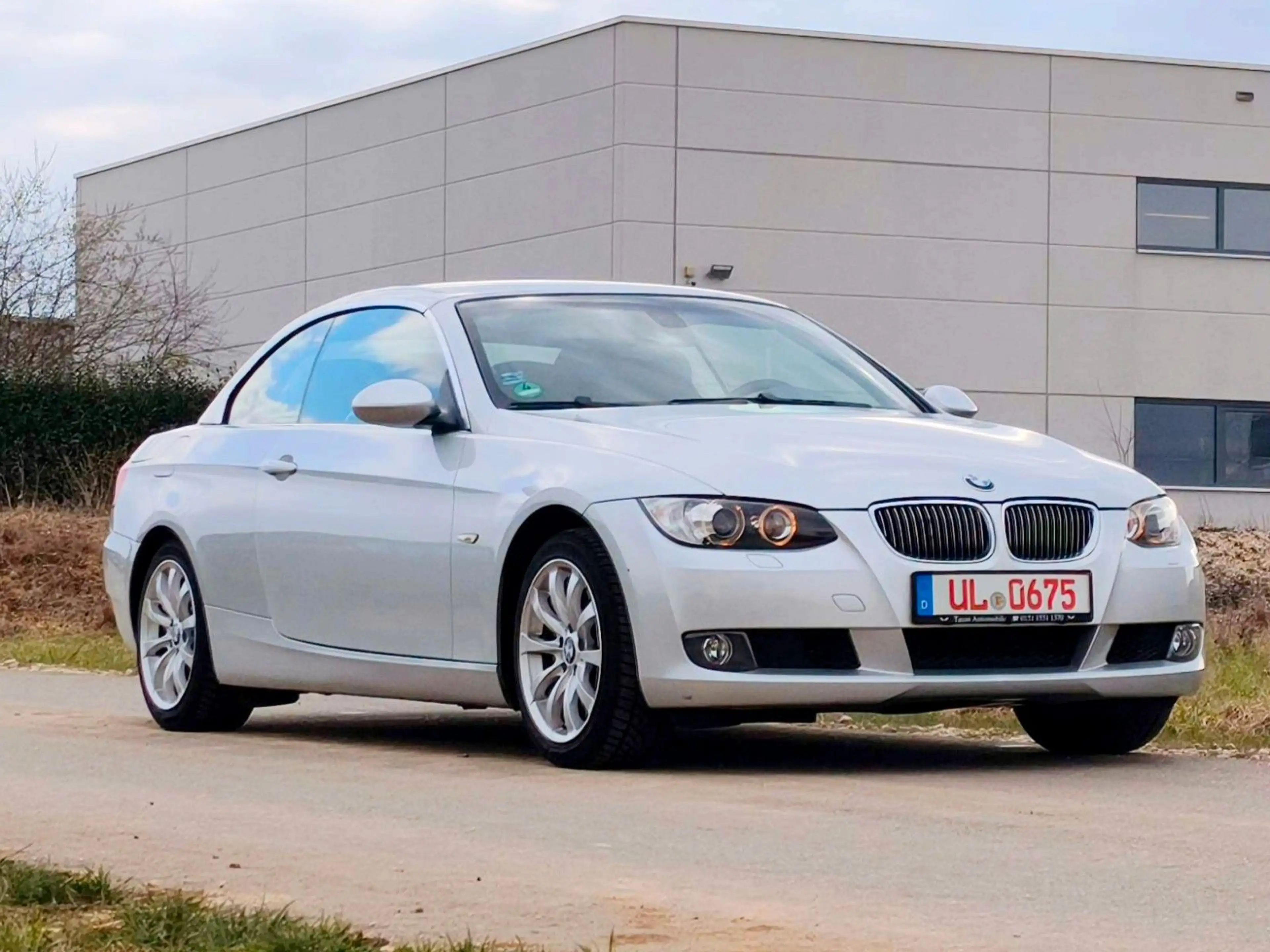 BMW 325 i *TÜV NEU* *KD NEU* — photo 11