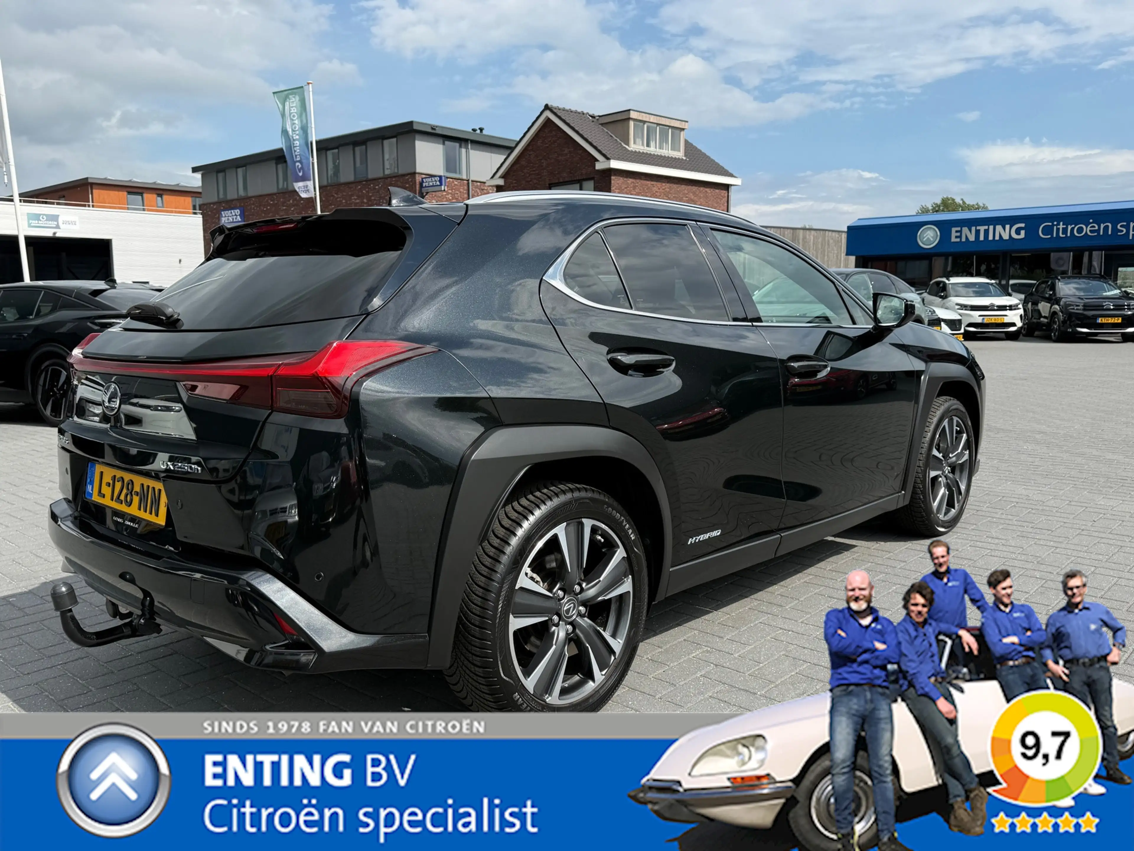 Lexus UX 250h Business Line ADAPTCRUISE CARPLAY/ANDROID DEALER O — photo 2