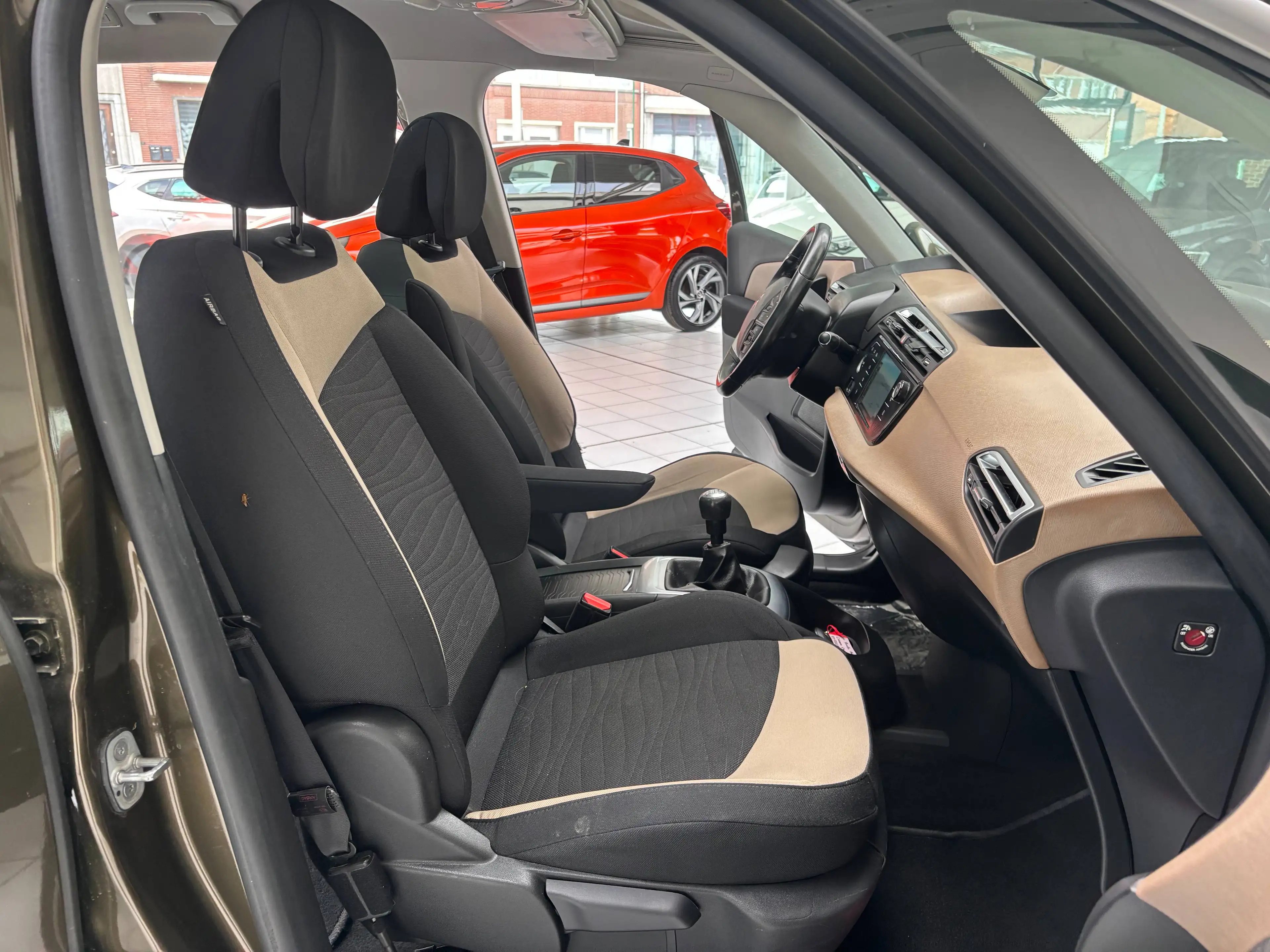 Citroen Grand C4 Picasso Grand C4 Picasso 1.6 *7PL * GPS * PANO * PDC * JANTES * CARNET * — photo 12