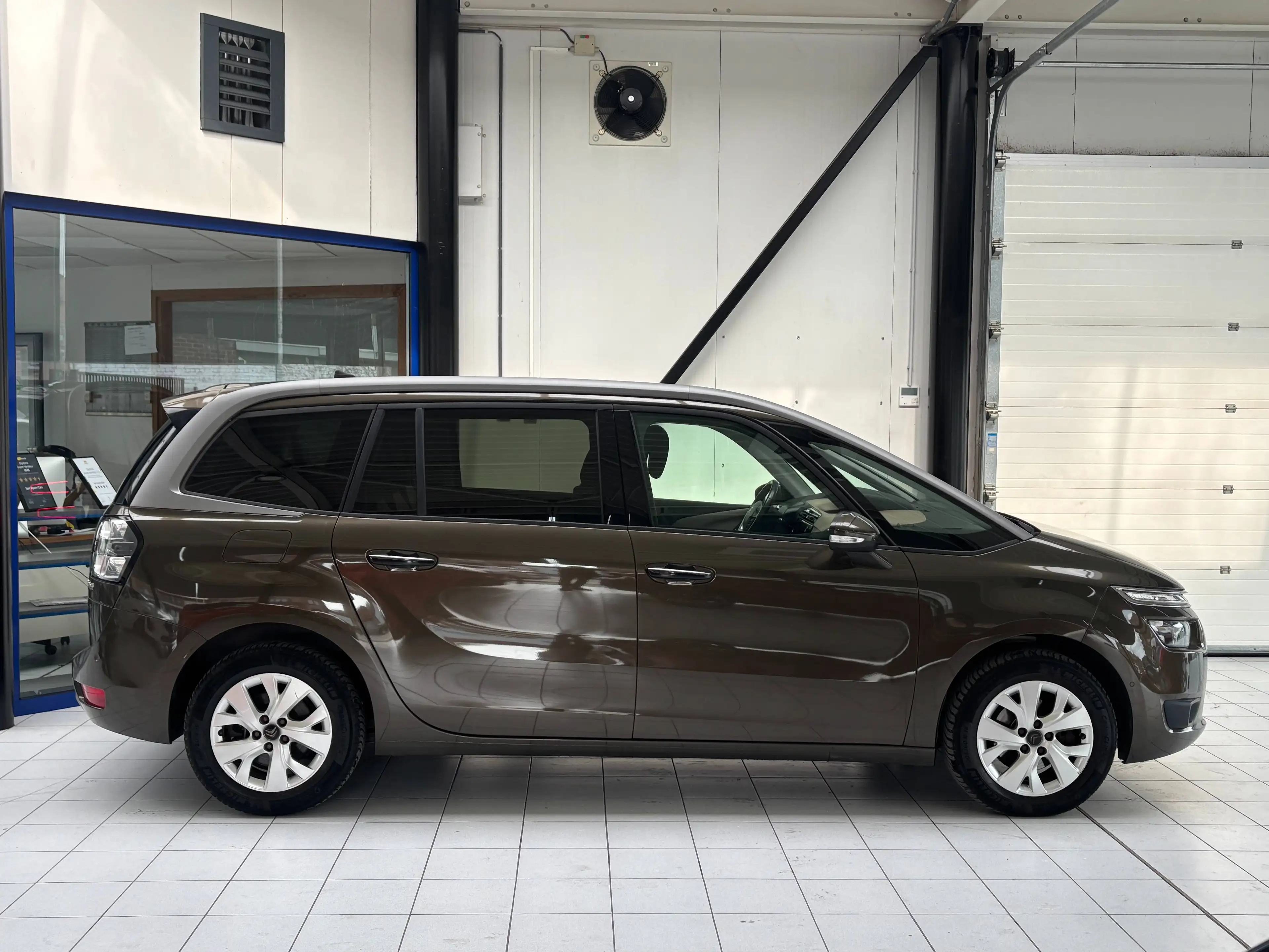 Citroen Grand C4 Picasso Grand C4 Picasso 1.6 *7PL * GPS * PANO * PDC * JANTES * CARNET * — photo 6