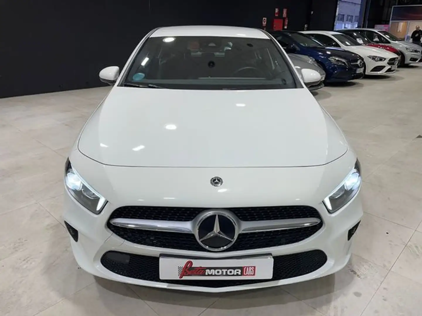 Mercedes-Benz A 200 200d 8G-DCT Blanc - 2