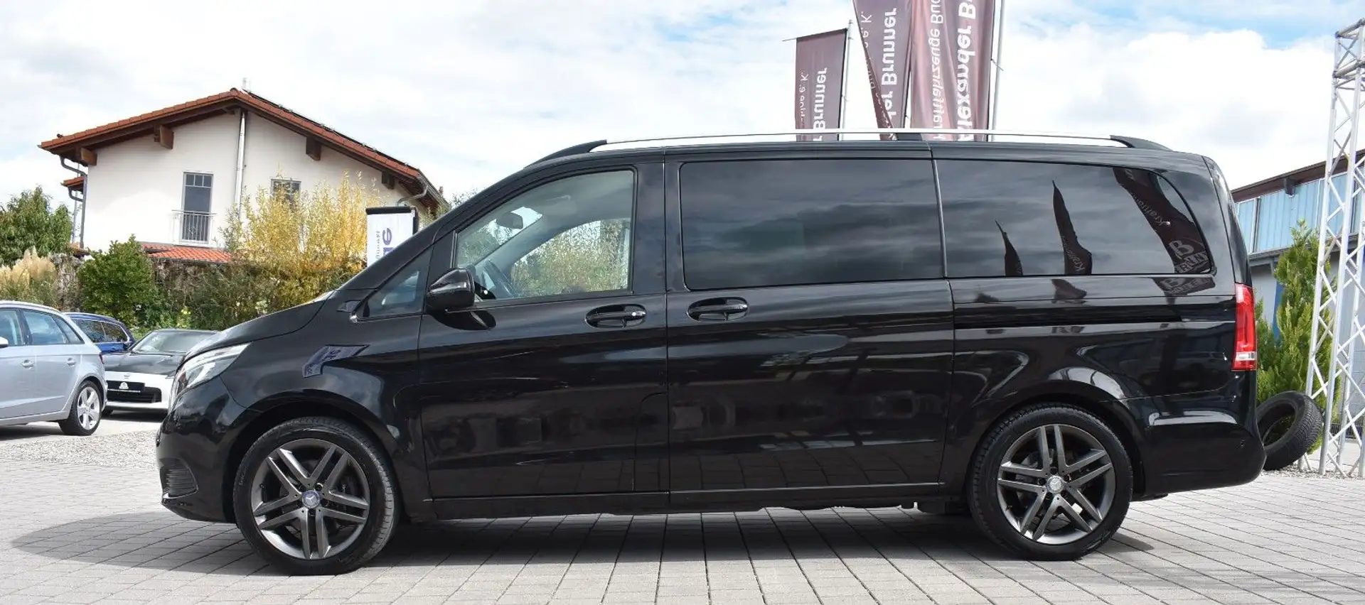 Mercedes-Benz V 250 Edition Score 4Matic / Schwarz - 1