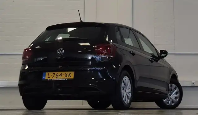 Volkswagen Polo view 7