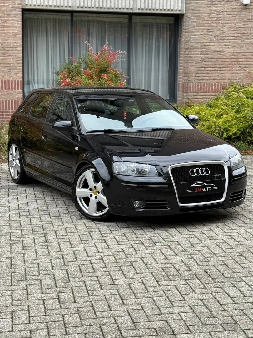 Audi A3 Audi A3 2.0FSI Essence S-tronic Automatique S-line Noir - 2