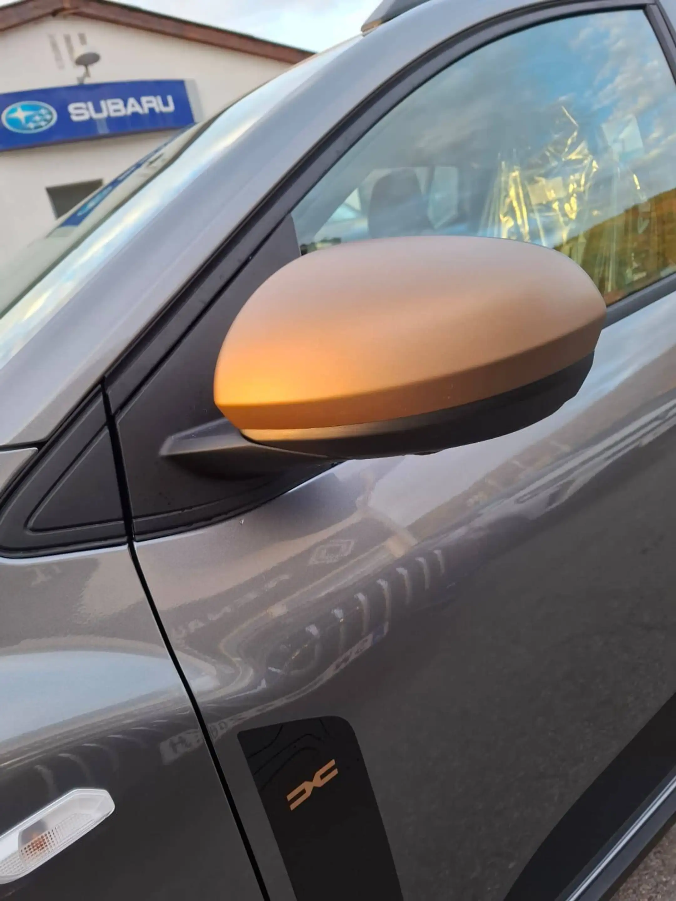 Dacia Sandero Stepway Extreme Hybrid 155 — photo 8