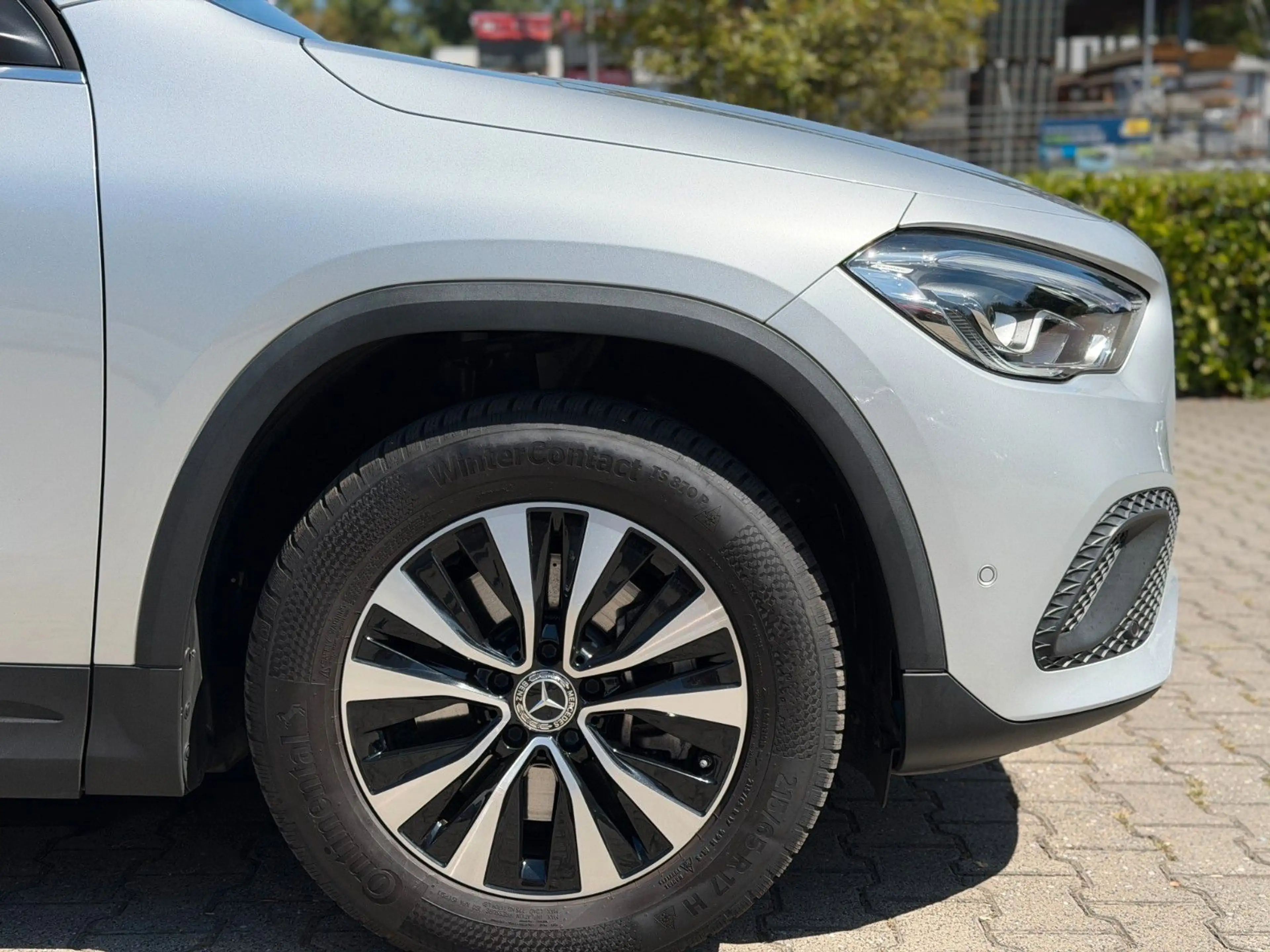 Mercedes-Benz GLA 250 e Garantie *Style *MBUX*KeyL*Pano*Kamera — photo 9
