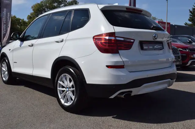 BMW X3 view 13