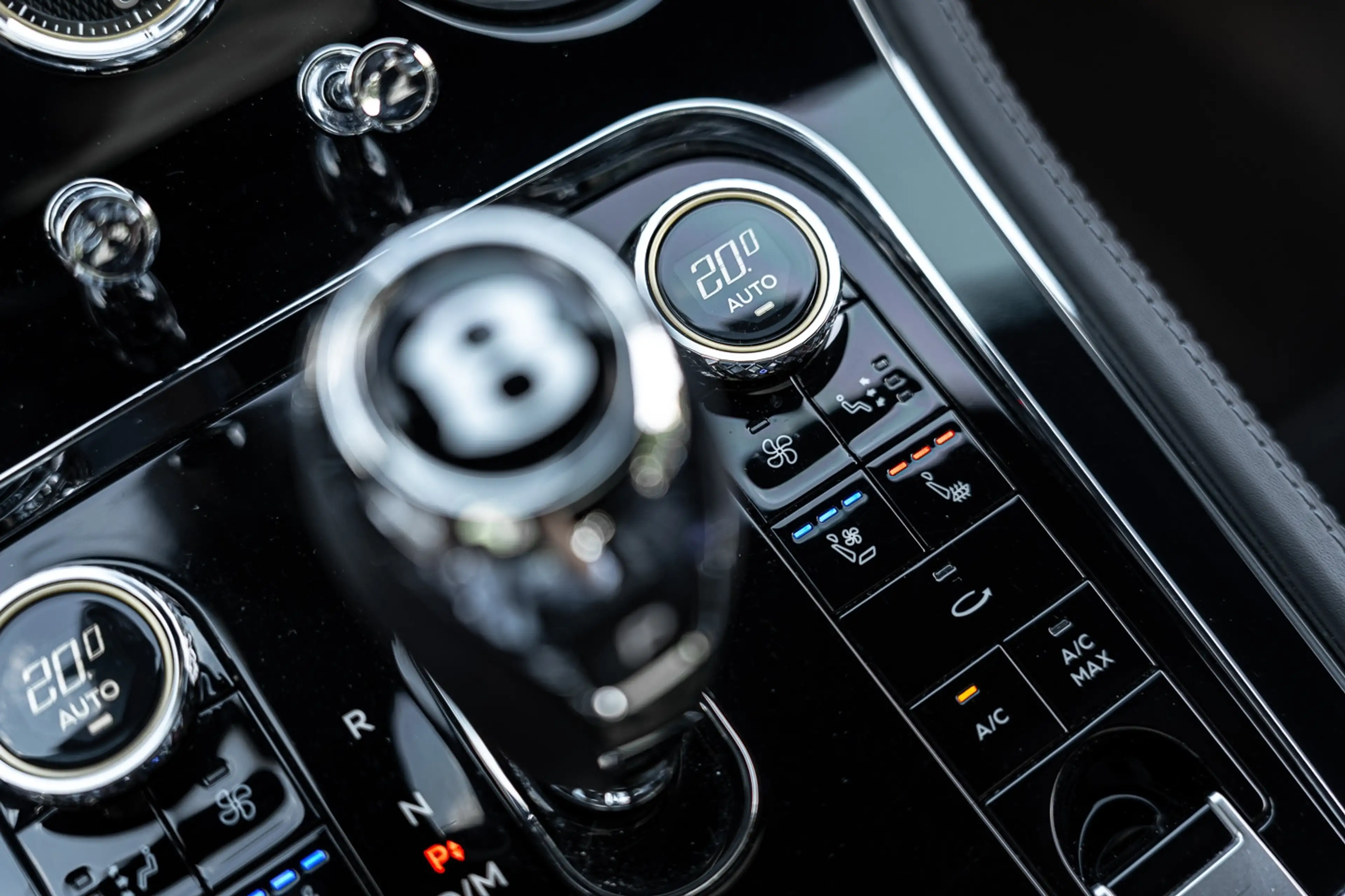 Bentley Continental GT V8 Mulliner | Blackline | Head-up | Pano.dak | Mas — photo 10