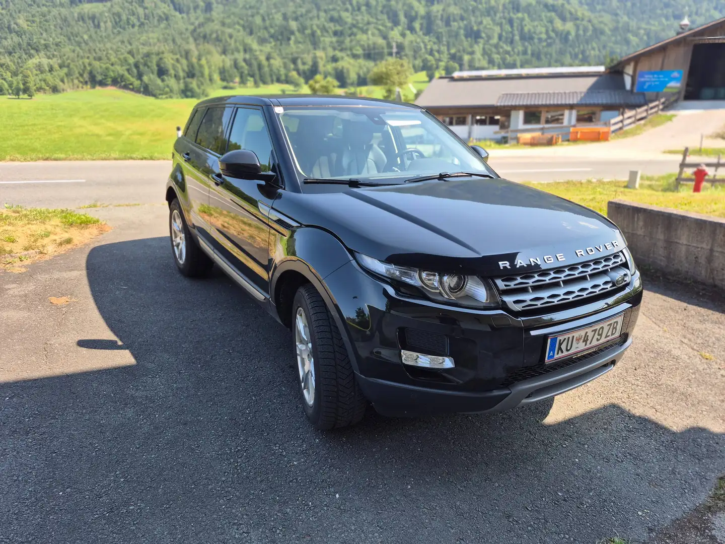 Land Rover Range Rover Evoque Range Rover Evoque Pure Tech 2,2 eD4 Pure Tech (2013 - 2015) Schwarz - 1