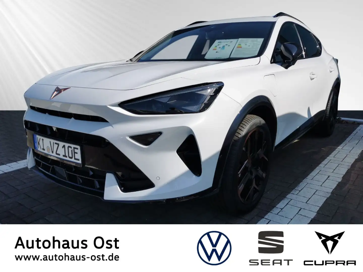 CUPRA Formentor VZ Extreme 1.5 e Hybrid Matrix AHK Panorama Klima Weiß - 1