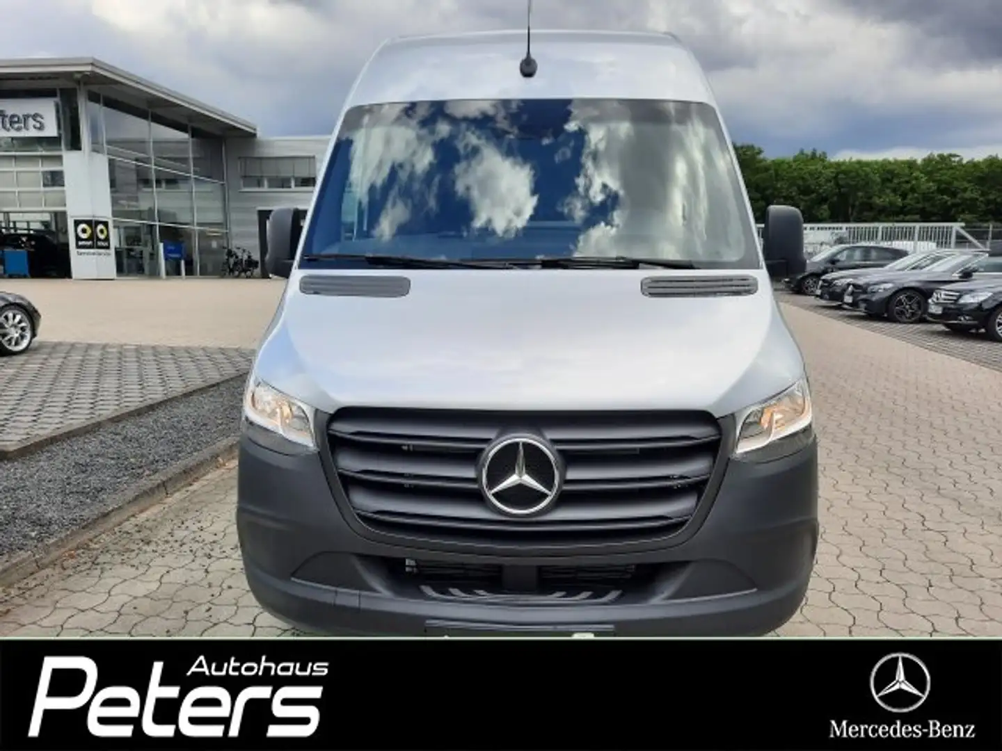 Mercedes-Benz Sprinter 317 CDI Silber - 2