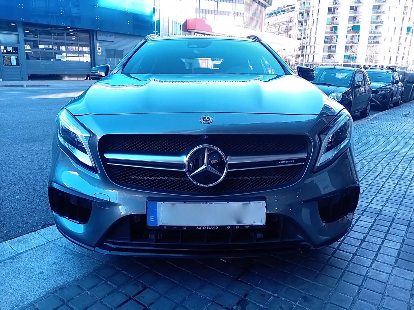 Mercedes-Benz GLA 45 AMG 4Matic 7-DCT Gris - 2